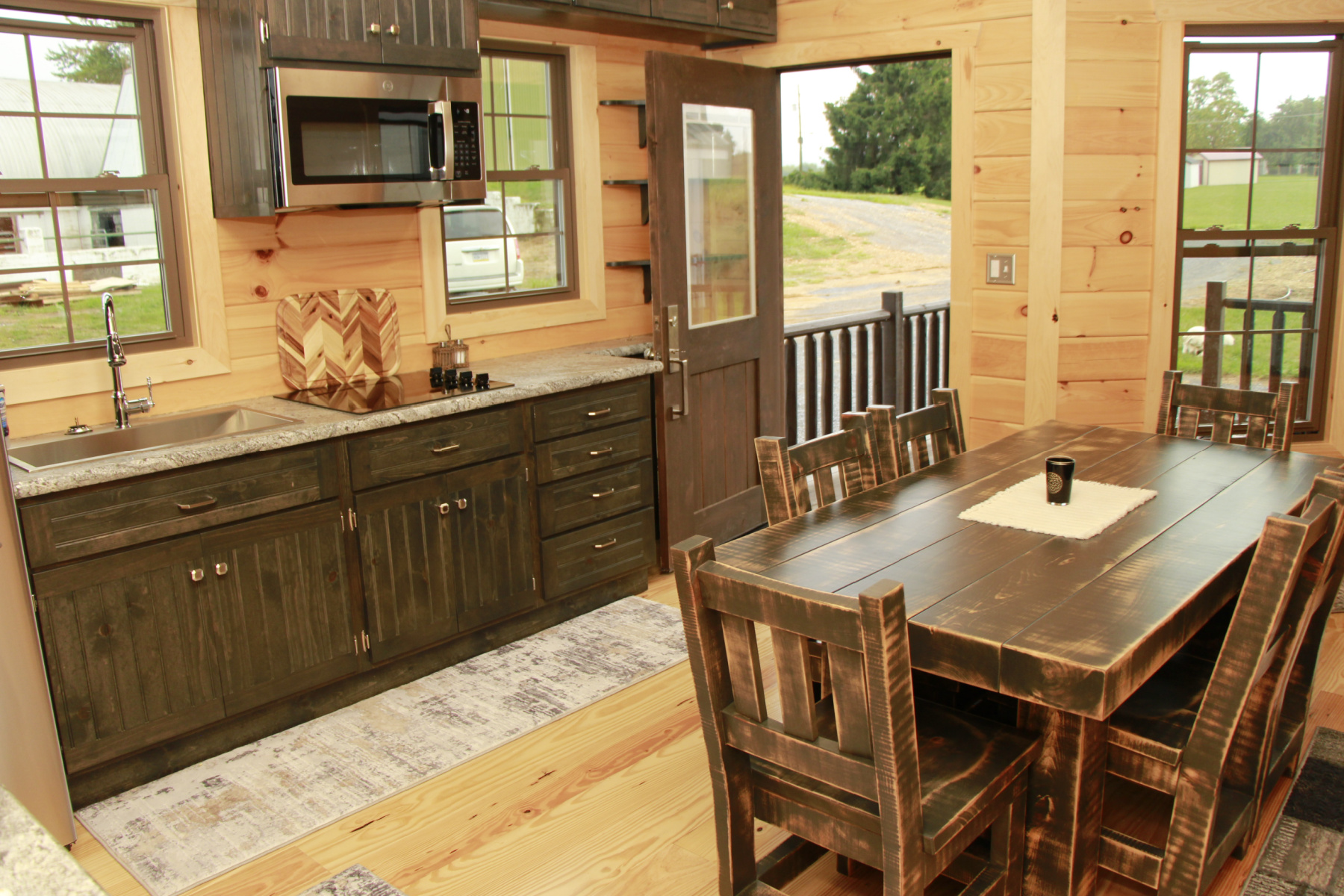 Cozy winter weekend in log cabin
